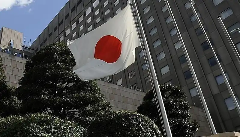 Japonya Ekonomisi Beklenmedik Bir Şekilde Küçüldü: Nedenleri ve Sonuçları