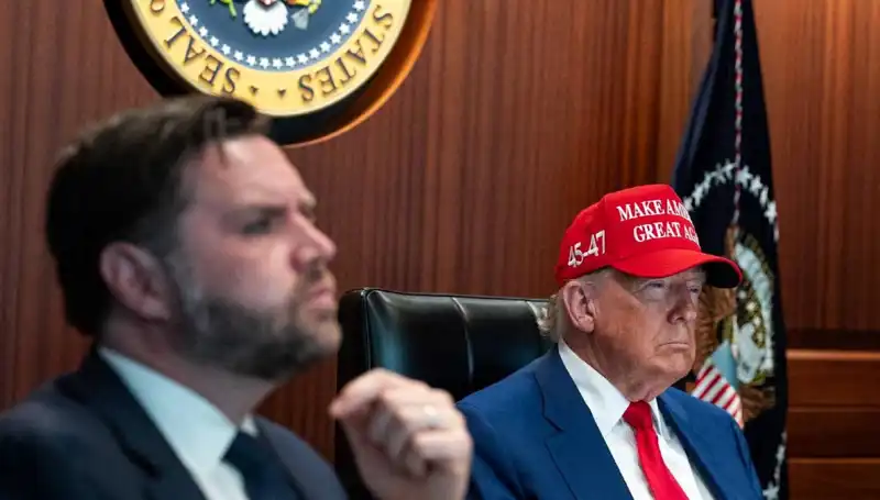 Trump’a Yönelik Azil Tasarısı Reddedildi: Siyasi Gelişmeler Nereye Gidiyor?