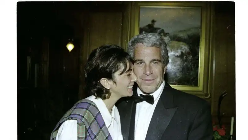 Ghislaine Maxwell, Epstein Skandalında 100 Ünlüyü Açıklamak Üzere Listesini Yayınladı