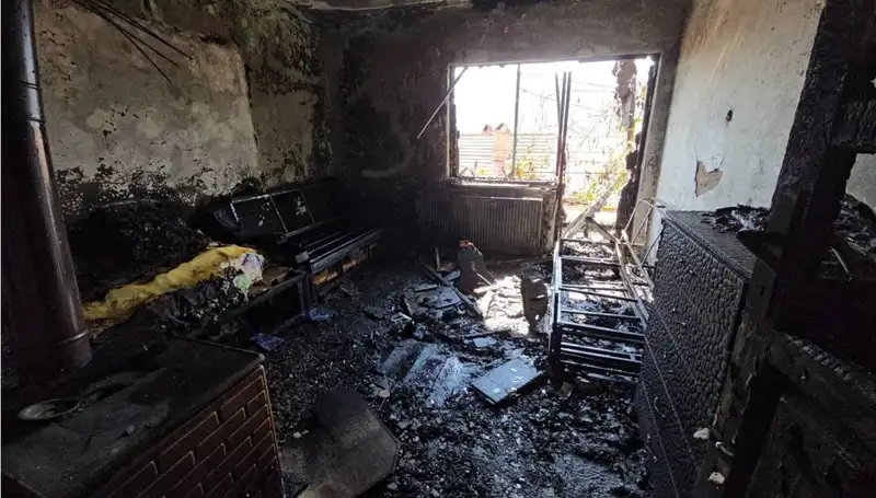 Elektrikli Battaniye Alev Aldı: Yaşlı Kadın Son Anda Kurtarıldı