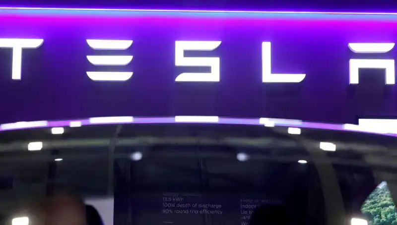 Tesla'nın Robotaxi Projesi: Sürücüsüz Taksi Deneyimi ile Gelecek Burada!