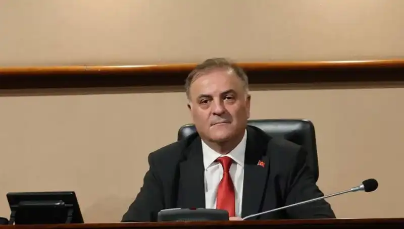 Nuri Aslan Kimdir? İBB Başkanvekili'nin Hayatı ve Başarıları