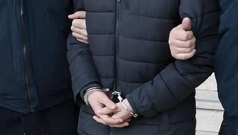 Sakarya'da Uzun Süredir Aranan Şahıs Nihayet Polis Tarafından Yakalandı