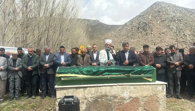Baba ve Kızlarının Hayatını Değiştiren Trajedi: Acı Veda Anları