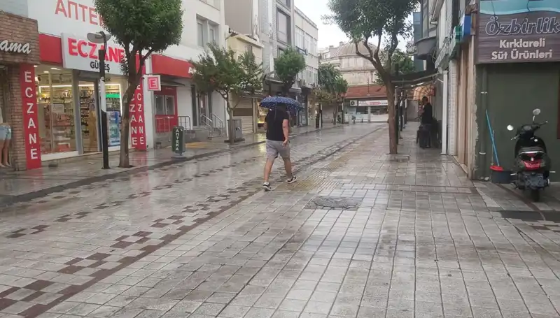 Kırklareli'nde Sağanak Yağışlar Etkisini Gösterdi: Ne Olacak?
