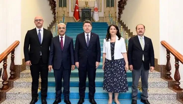 DEM Parti İmralı Heyetinden Önemli Görüşme: Adalet Bakanı Yılmaz Tunç ile Neler Konuşuldu?