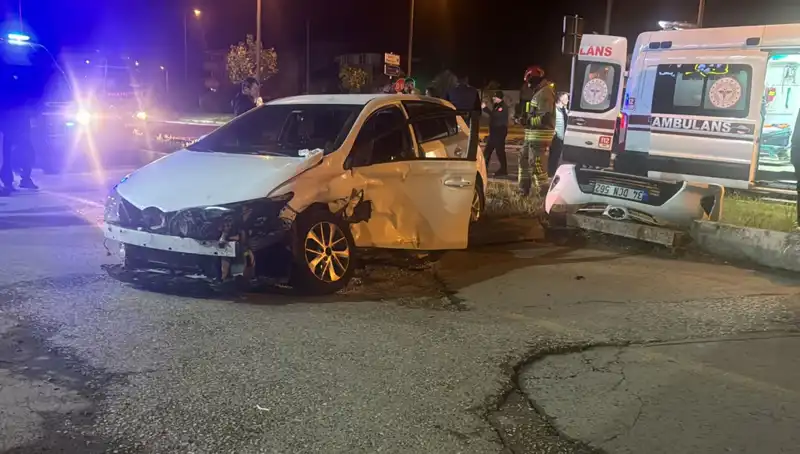 Pikap ve Otomobil Çarpıştı: Kazanın Ardından Yaşanan Gerilim