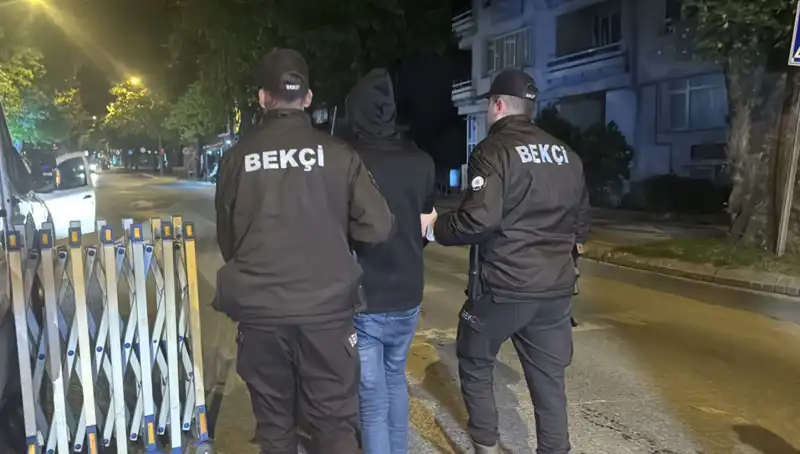 Edirne'de Sınır Dışı Edilen 4 Düzensiz Göçmen ve Ardındaki Olaylar