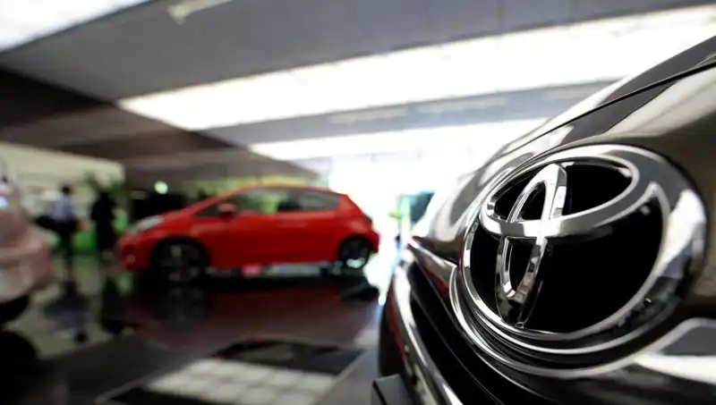 Toyota'nın Gizemli SUV'sinin Tanıtımı İleri Tarihe Ertelendi!