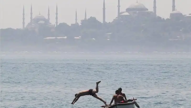 Aşırı Sıcakların Gösterdiği 44 Dereceye Hazır Mıyız?