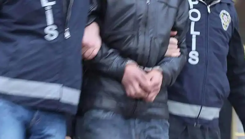 FETÖ'nün Dışişleri Bakanlığına Sızma Planları Çöktü: 25 Gözaltı Kararı!