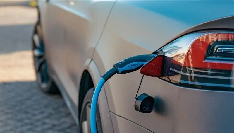 2023 İlk Yarısında Elektrikli Otomobil Satışları Rekor Kırıyor!