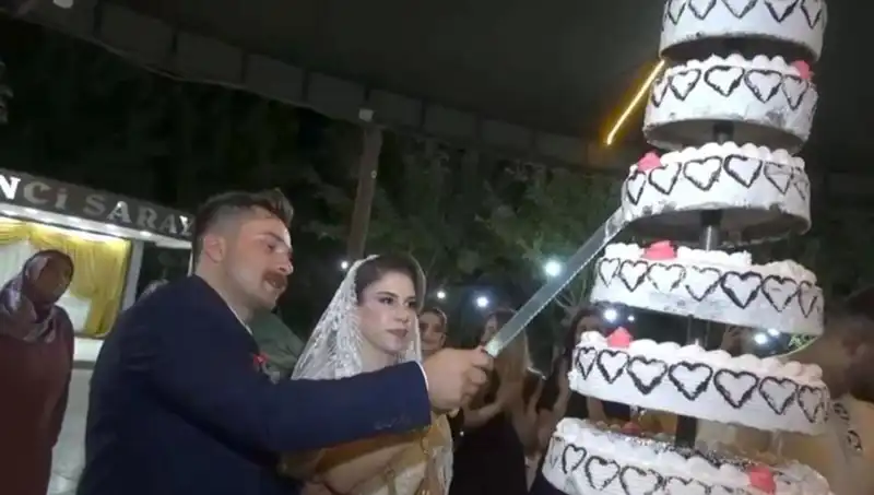 Düğün Günü Kabusa Dönüşen Mutluluk: Hastaneye Koşan Gelin