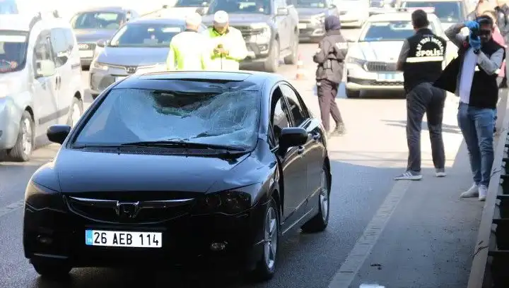 Polis Kimlik Sordu, Panik İçindeki Genç Köprüden Atladı!