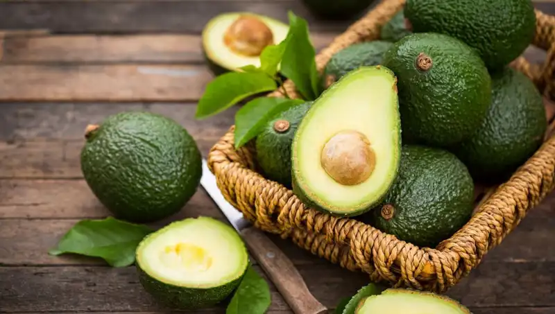 Avokado: Sağlık Kaynağı Mı, Yoksa Dikkat Edilmesi Gereken Bir Tehlike Mi?