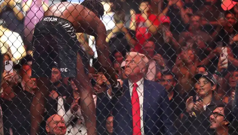 Beyaz Saray Bahçesinde Tarihi UFC Mücadelesi: Trump, İddialı Bir Etkinlik Düzenliyor!