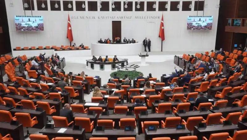 Meclis’te Kritik Haftalar: Yeni Yasal Düzenlemeler ve Tartışmalar Kapıda!