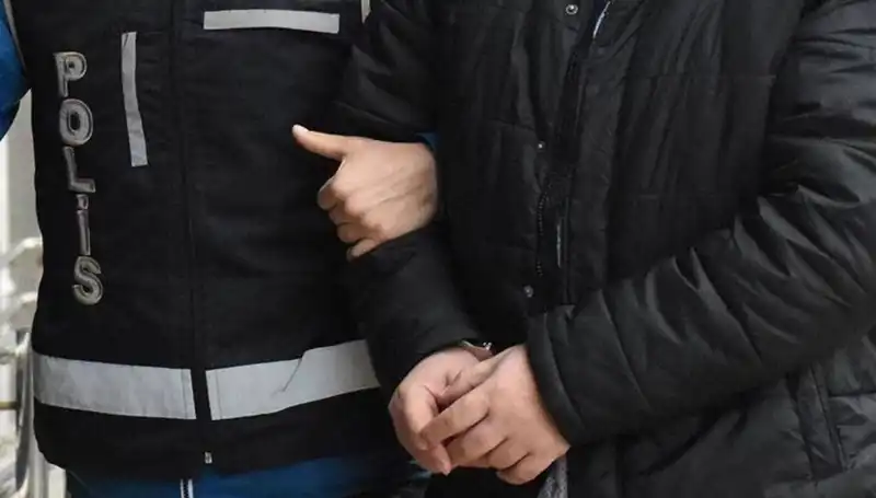 FETÖ'ye Yönelik Emniyet ve TSK'da Geçmişin İzleri Siliniyor!