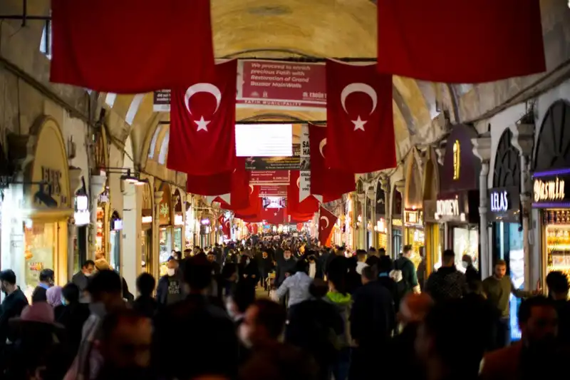 Kapalıçarşı'da 100 Milyon Liralık Vurgun: Korumalar ve Çakarlı Araçlar İle Gelen Skandal!