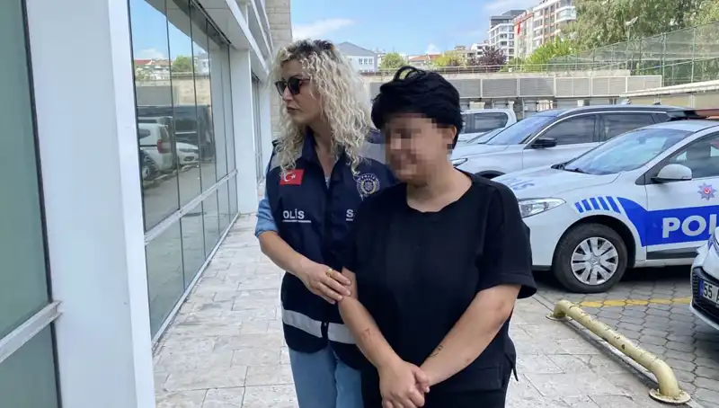 Amansız Kavga Sonrası Oğul, Annesini 11 Yerinden Bıçakladı