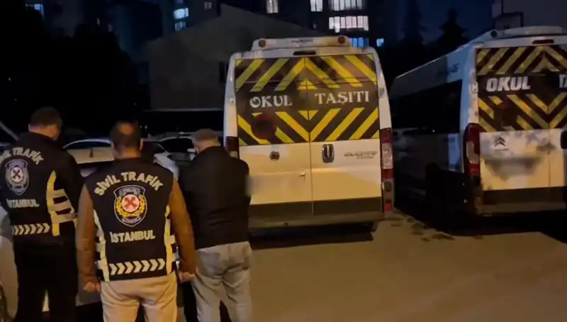 Önceki Görüntülerle Tüm Türkiye'yi Şaşkına Çeviren 2 Servis Sürücüsü Yakalandı