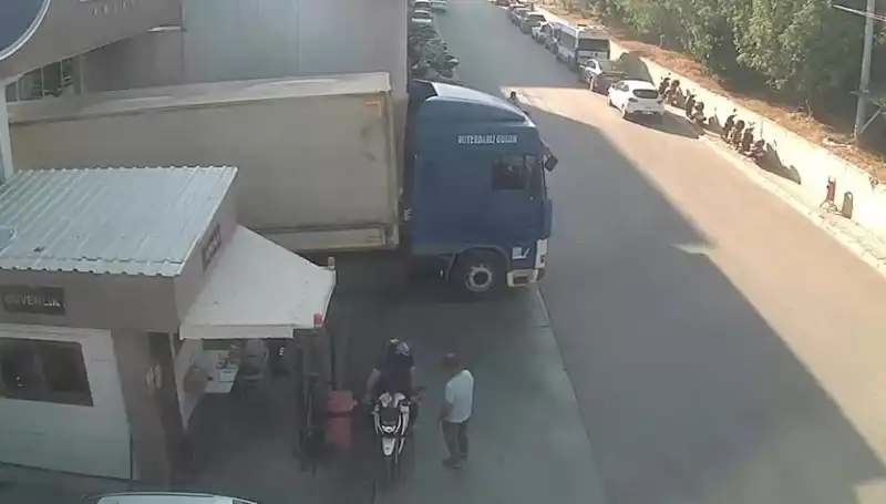 Nakliye Şebekesine Büyük Operasyon: Milyonlarca Liralık Ürüne El Konuldu