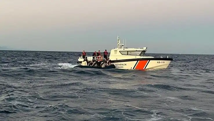Ayvacık Açıklarında 17 Göçmen Kurtarıldı: Yeni Gelişmeler Neler?