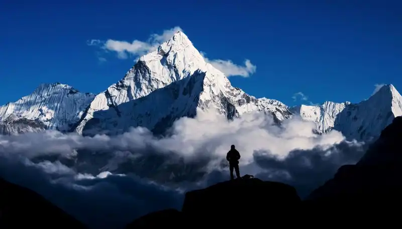 Everest Dağı'nda Yeni Dönem Başlıyor: Tırmanış Deneyimi Yeniden Tanımlanıyor
