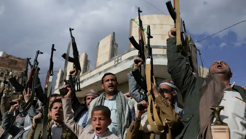 Husilerden ABD'ye Tepki: Yemen'de Kara Harekatı Yapacaklar mı?