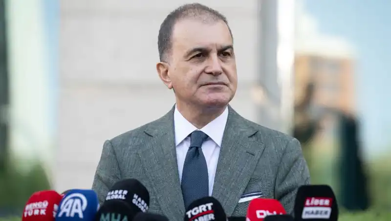 Ömer Çelik’ten Özel’e Sert Tepki: "Meşru Demokratik Alanı Tehdit Ediyor"